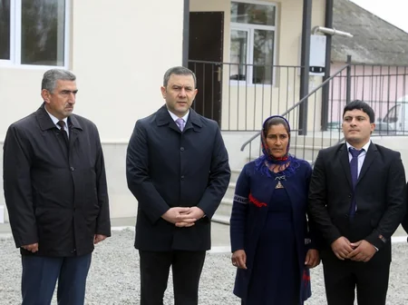 Nazirlik: 9 rayonda şəhid ailələri və Qarabağ əlillərinə ev verilib