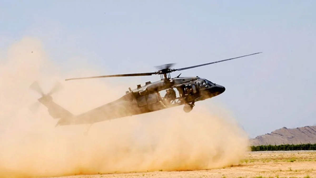 Hindistanda hərbi helikopter qəzaya uğradı
