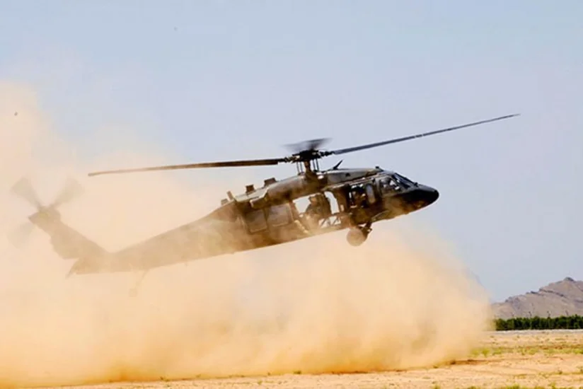 Hindistanda hərbi helikopter qəzaya uğradı