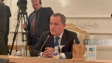 Встреча глав МИД Азербайджана и России проходит в Москве