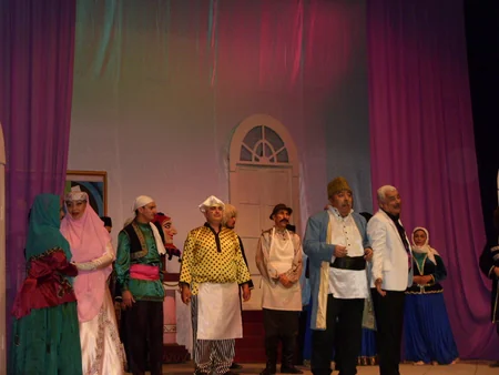 Musiqili Teatrın yaradıcı heyəti Tehrandan qayıdıb