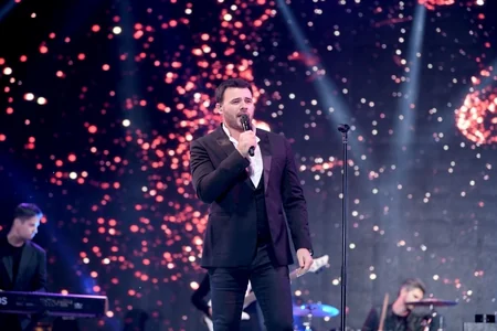 Heydər Əliyev Mərkəzinin parkında Müstəqillik Günü münasibətilə konsert olub