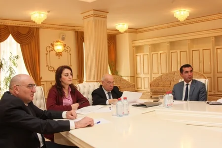 Əbülfəs Qarayev Ucar şəhərində vətəndaşları qəbul edib