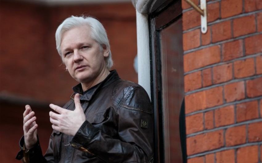 US charges Assange with conspiracy to commit computer hacking