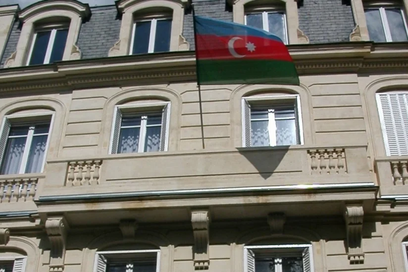 Посольство Азербайджана во Франции выразило солидарность с католической общиной в связи с пожаром в церкви