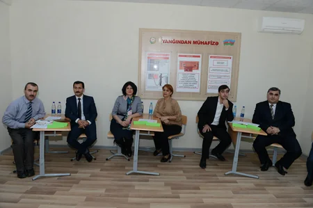 ​Bakıda məktəb direktorluğuna namizədlər üçün təlim keçirilir
