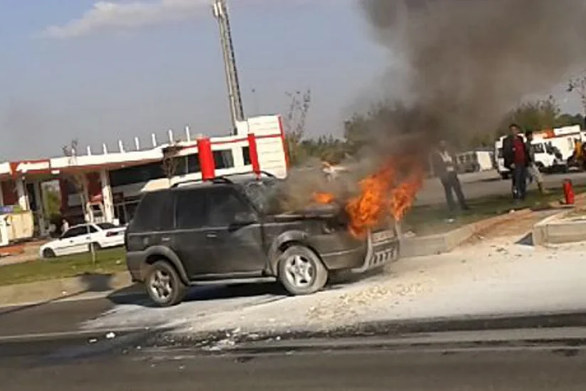 ​Sumqayıtda hərəkətdə olan “Jeep” yanıb