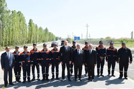 Prezident Xaçmazda avtomobil yolunun açılışında iştirak edib - YENİLƏNİB