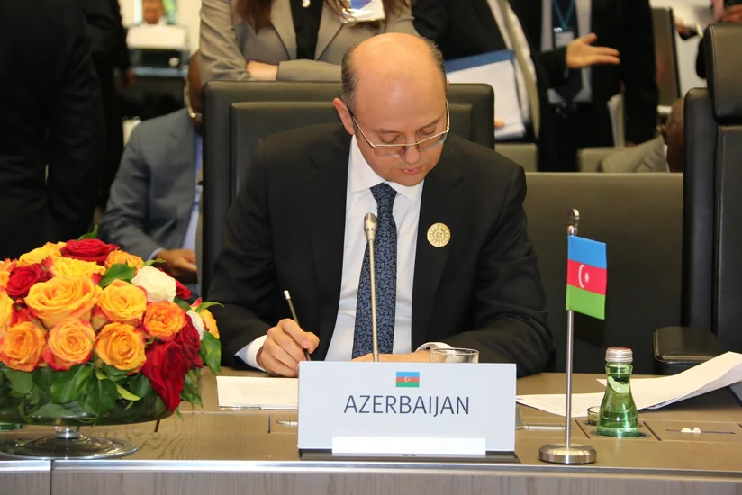 Azərbaycan neft hasilatının artırılması qərarını dəstəkləyib