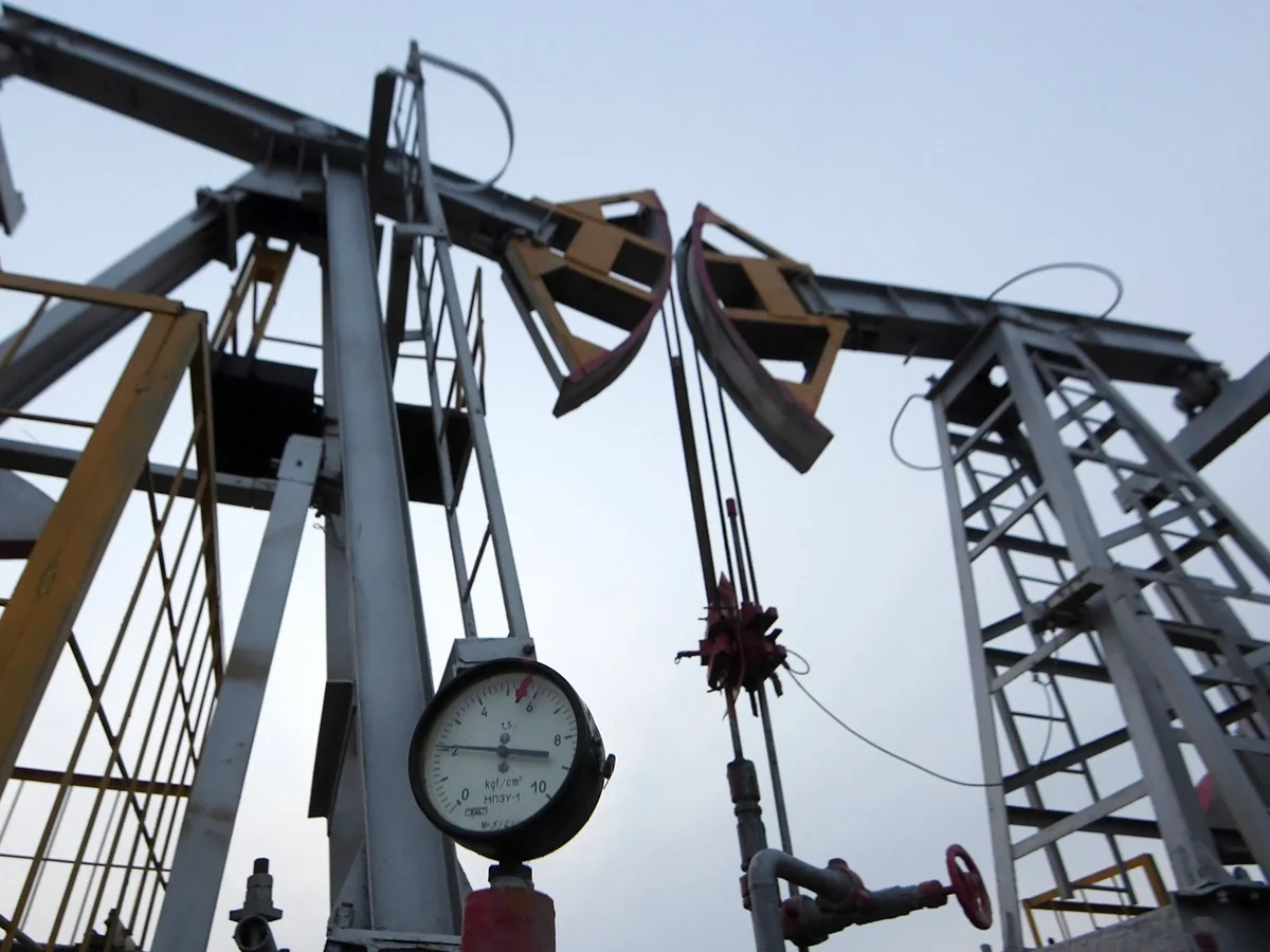 KİV: Slovakiyanın 105 günlük neft ehtiyatı var