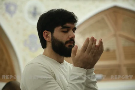 “Xanım Fatimeyi Zəhra” məscidində Qədr gecəsi