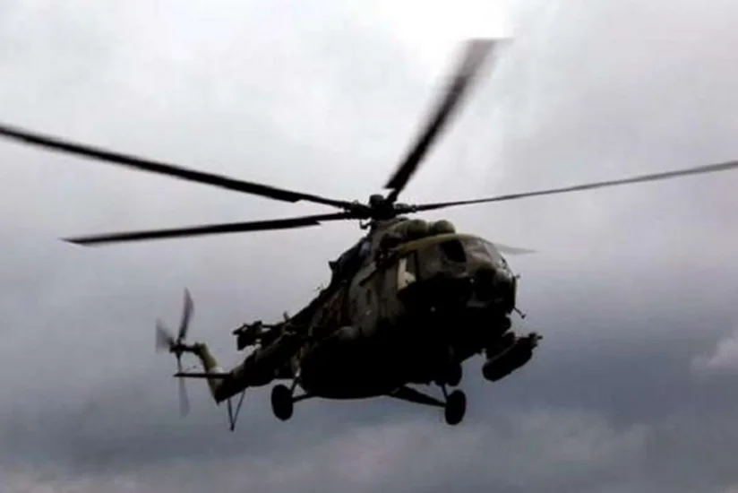 В Индии упал военный вертолет