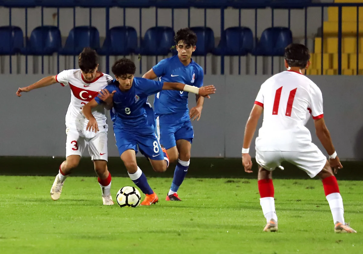 Azərbaycanın U-17 millisinin yoxlama oyunları üçün heyəti bəlli olub