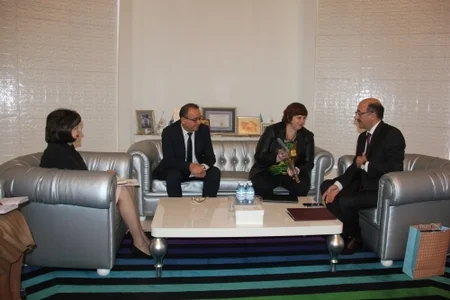Əbülfəs Qarayev Luvr Muzeyinin İslam Departamentinin direktoru ilə görüşüb