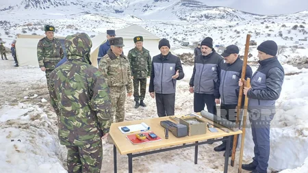 Naxçıvanda qar uçqunlarının nəticələrinin aradan qaldırılması ilə bağlı təlim keçirilib
