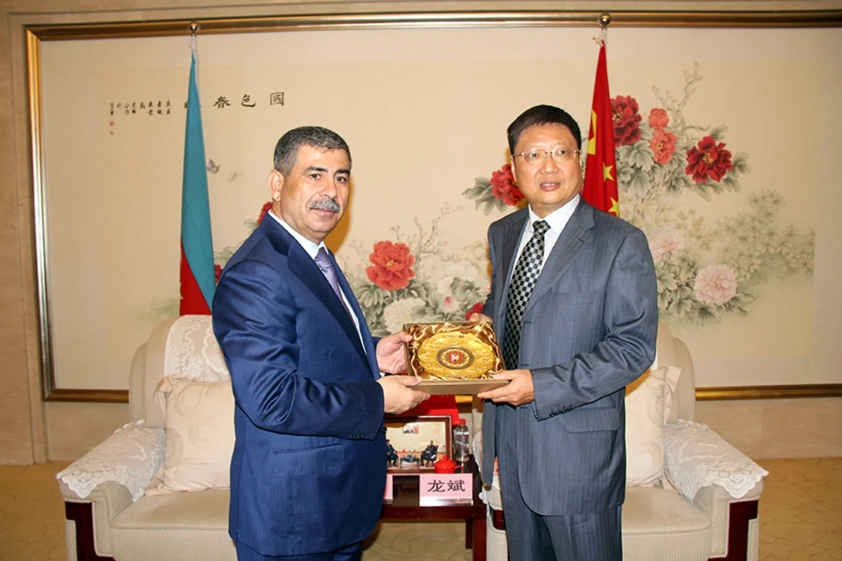 Zakir Hasanov visits Chinese CETC International Company