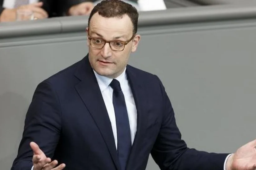 Минздрав Германии: Вспышка коронавируса приняла массовый характер