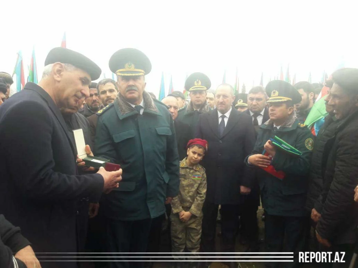 Martyred Azerbaijani border guard awarded posthumously