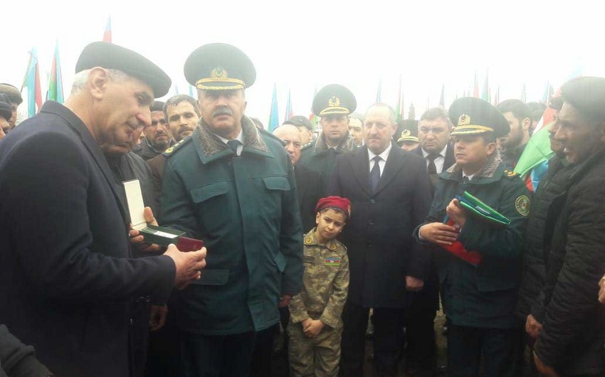 Ötən gün şəhid olan sərhədçi medalla təltif edildi - FOTO