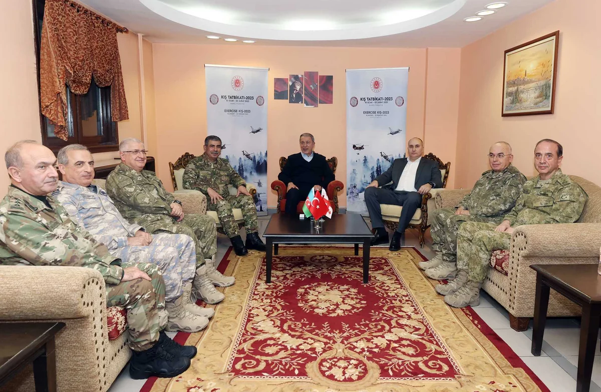 Türkiyə, Azərbaycan və Gürcüstanın müdafiə nazirləri görüşüblər