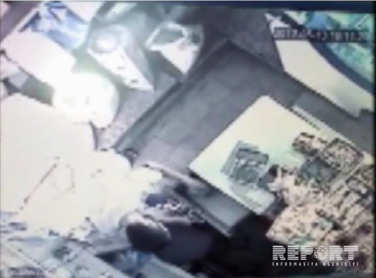 Lənkəranda marketə basqının görüntüləri yayılıb - VİDEO - YENİLƏNİB