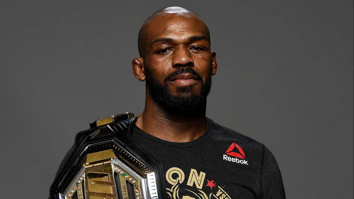 Джон Джонс стал чемпионом UFC в тяжелом весе