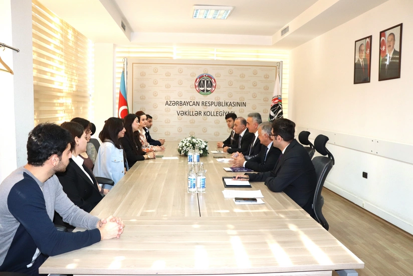 Vəkillər Kollegiyasının rəhbərliyi işə yeni qəbul edilən vəkil köməkçiləri ilə görüşüb