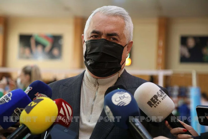 Cavid Qurbanov: Voleybol klublarını federasiya saxlamalı deyil