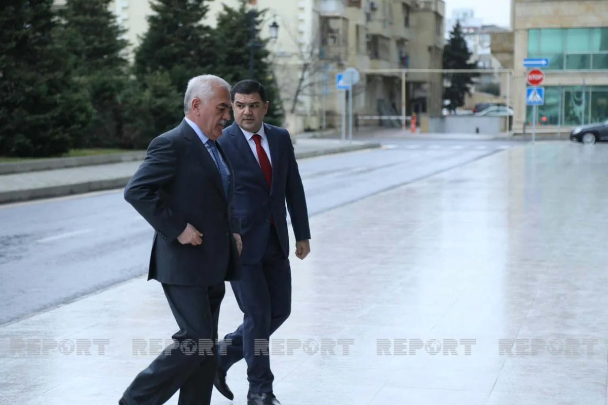 Vasif Talıbov YAP-ın qurultayına gəlib - FOTO