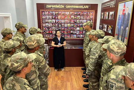 Müstəqillik Günü münasibətilə Azərbaycan Ordusunda silsilə tədbirlər keçirilib