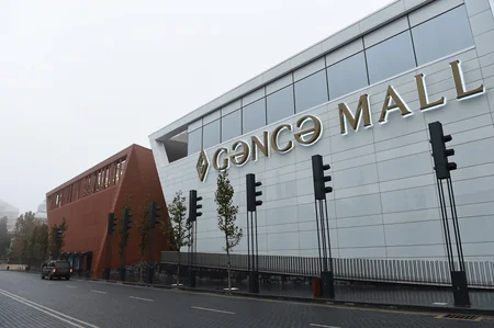 President Ilham Aliyev views Ganja Mall