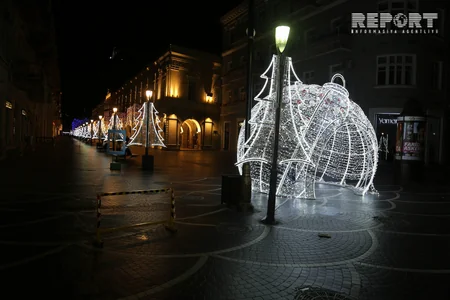 Bakıda 19 yaşlı gənc sevdiyi qıza sataşan oğlanlarla mübahisə zamanı bıçaqlanıb - FOTO