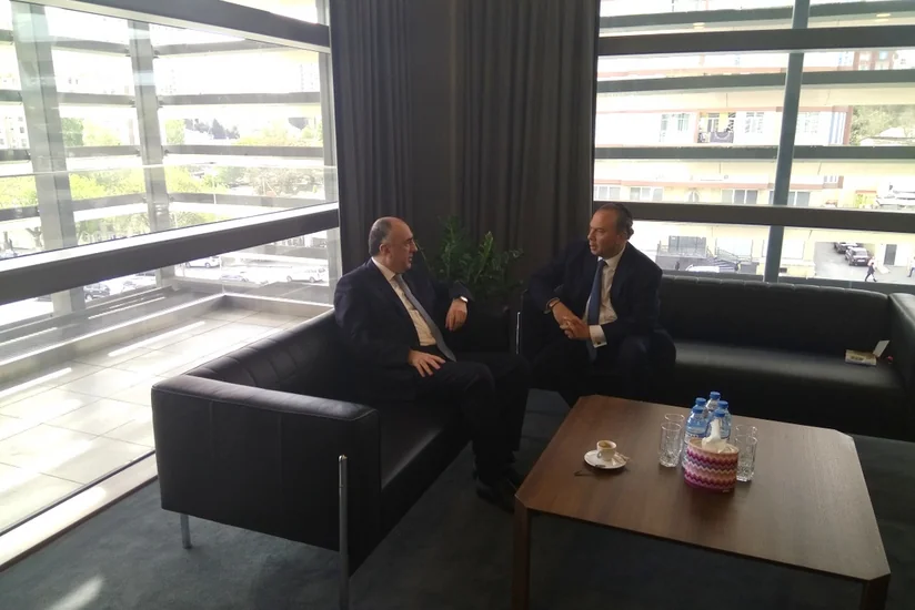 Mark Şnayer: Azərbaycan mədəniyyətlərarası və dinlərarası dialoqın təşviqində xüsusi rol oynayır