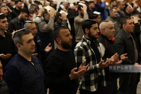 Bakıda Qədr gecəsi keçirilir - FOTOREPORTAJ