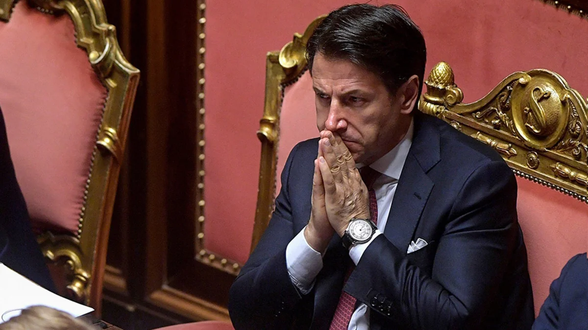 İtaliyanın baş naziri istefa verəcək