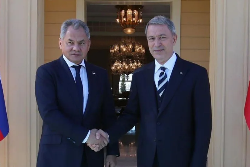 Hulusi Akar və Sergey Şoyqu arasında telefon danışığı olub