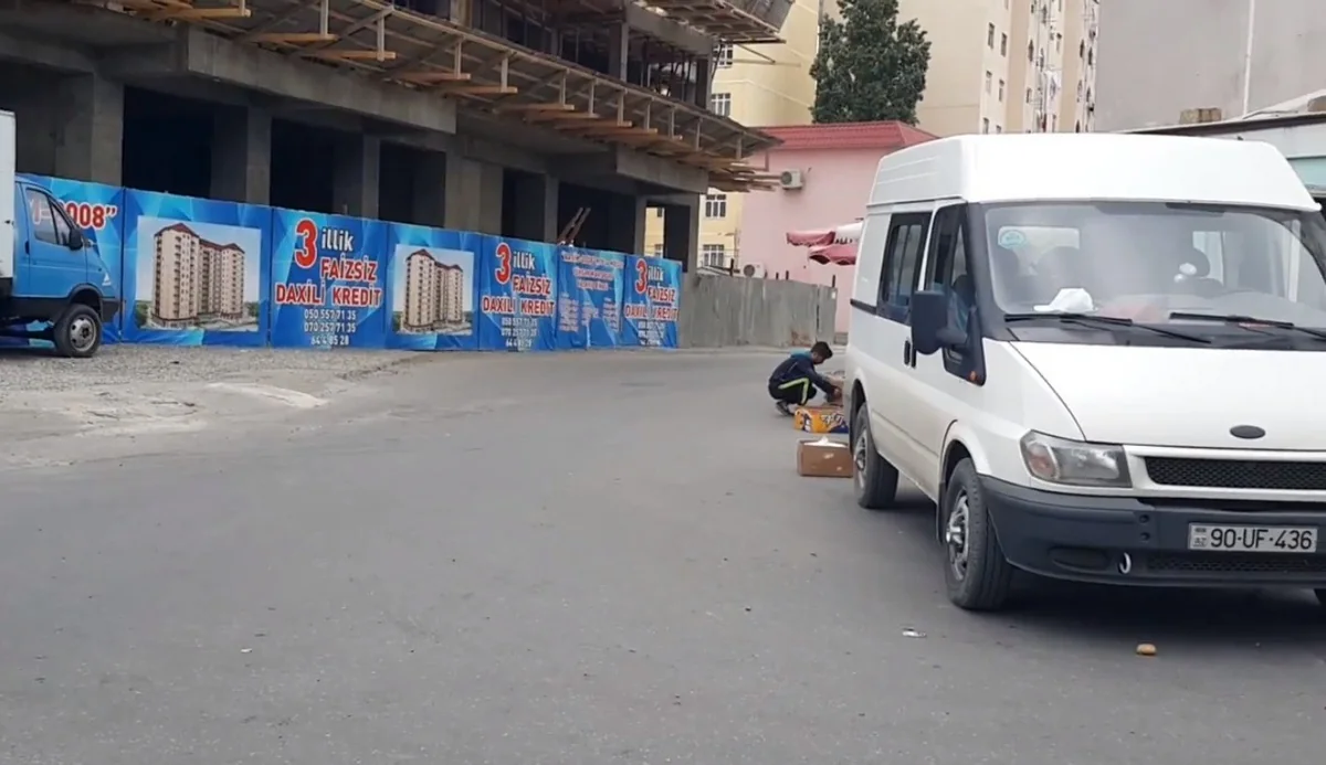 Sumqayıtda yolun bağlanması sakinlərə təhlükəli vəziyyət yaradıb