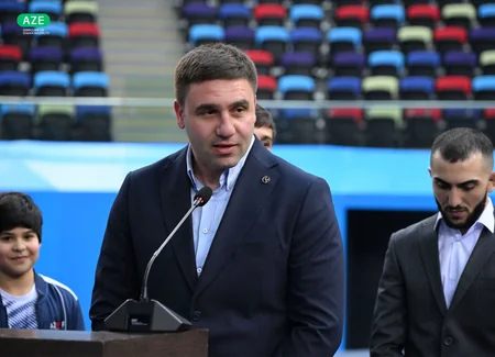 Fərid Qayıbov beynəlxalq yarışlarda fərqlənən idmançılar və məşqçilərlə görüşüb