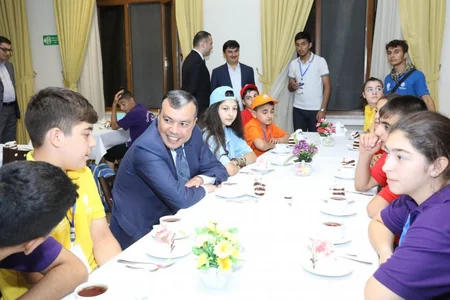 “Qaliblər düşərgəsi”nin iştirakçıları növbəti qonaqlarını qarşılayıblar