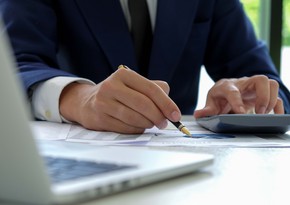 Rabitəbankın səhmdarlarından biri payını satıb