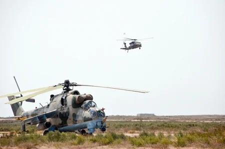 ​“TurAz Qartalı - 2015” təlimlərinə döyüş helikopterləri qoşulub - VİDEO