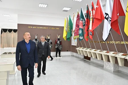 İlham Əliyev Ağsuda Gənc Sənətkarlar Mərkəzinin və Dövlət Rəmzləri Muzeyinin açılışında iştirak edib - YENİLƏNİB
