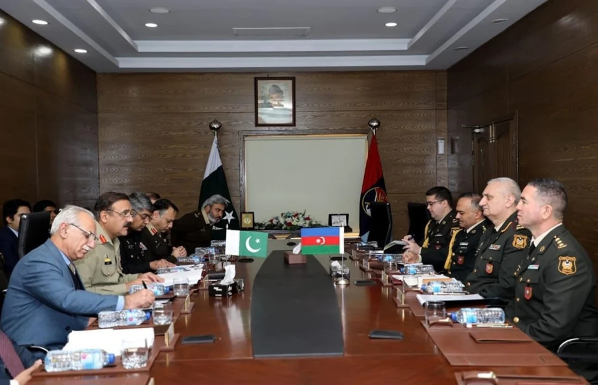 Azerbaijan and Pakistan mull military cooperation