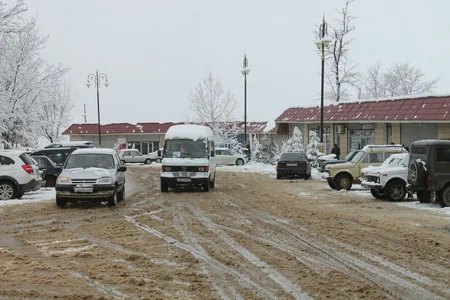 Lerik və Yardımlıya ilaxır çərşənbədə qar yağıb - FOTO