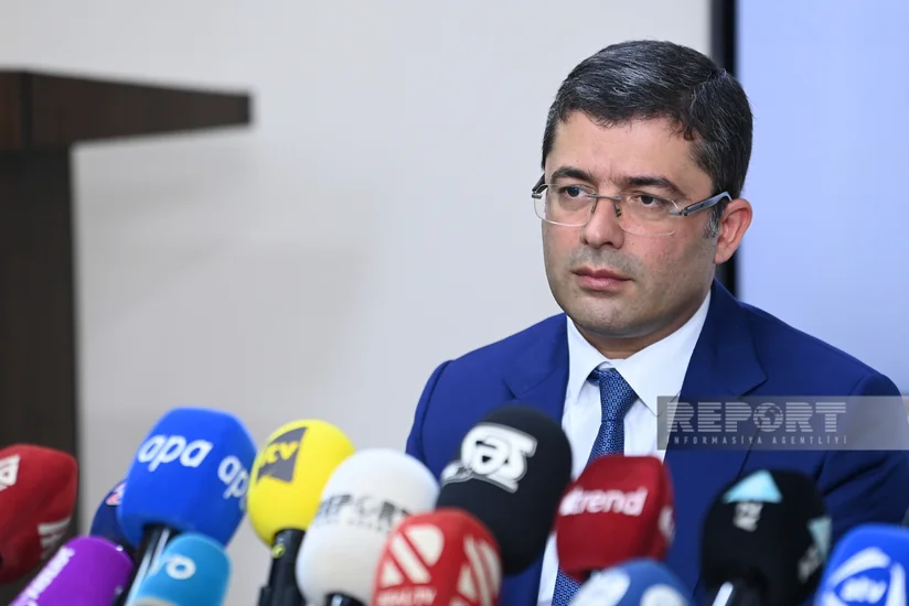 Əhməd İsmayılov jurnalist vəsiqəsi ilə bağlı media nümayəndələrinə çağırış edib