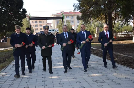 Kürdəmirdə Xocalı faciəsinin qurbanları yad edilib