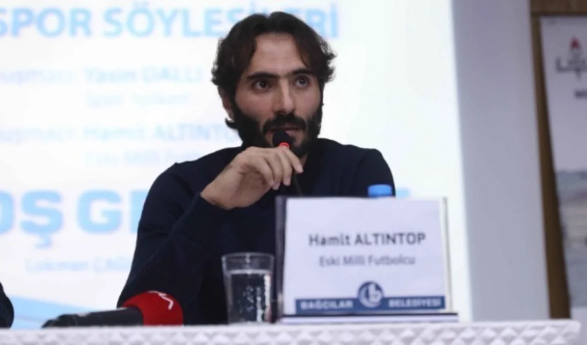 Daha bir məşhur futbolçu Bakıda meydana çıxacaq