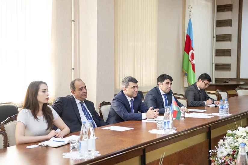 İnam Kərimov Macarıstanın xarici işlər nazirini qəbul edib