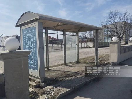 “Dayanmağa” gücü qalmayan sınıq-salxaq dayanacaqlar - Qubadan REPORTAJ