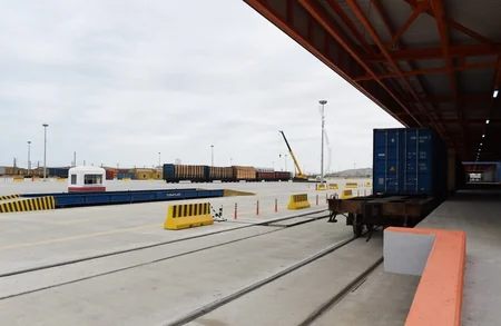 Prezident İlham Əliyev Abşeron Logistika Mərkəzinin açılışında iştirak edib - YENİLƏNİB